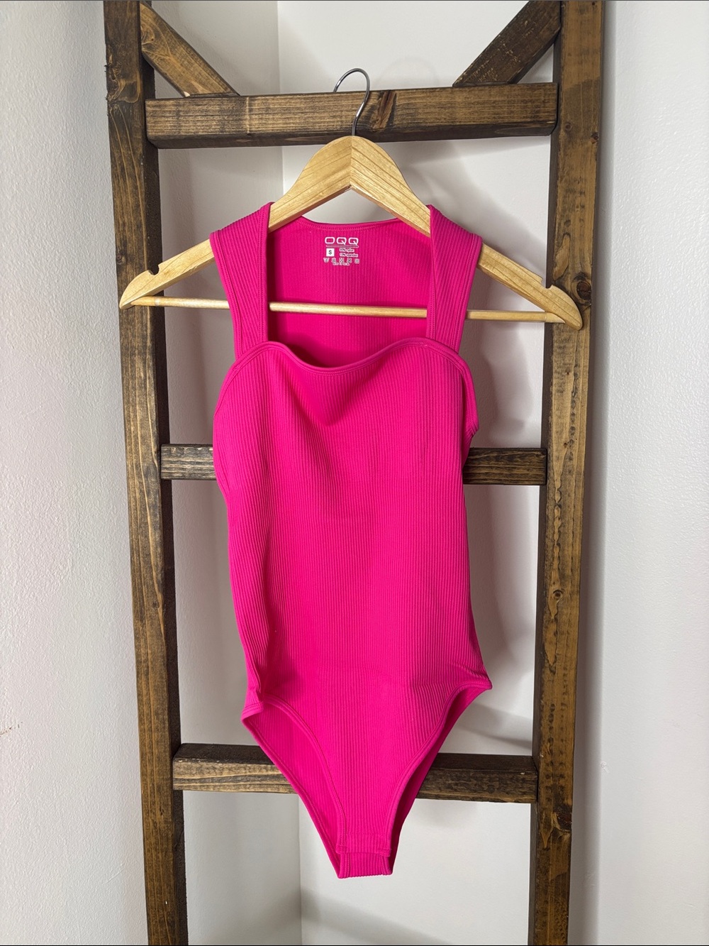 OQQ Ribbed Wide-Strap Bodysuit in Bright Pink Size S